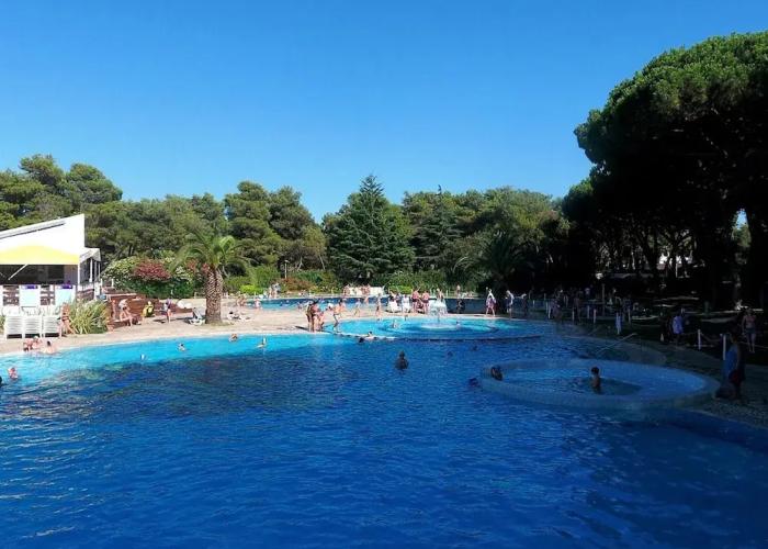 Belvilla by OYO Baia Domizia Villaggio Camping D5