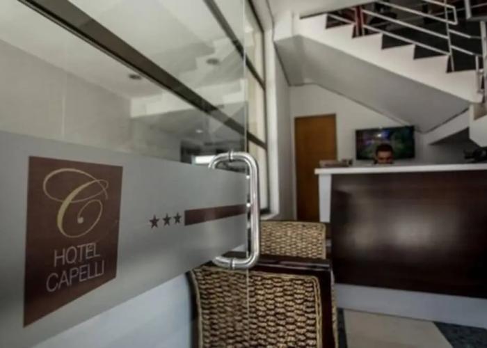 Hotel Capelli Express