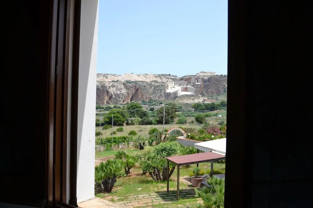фото CALA BUGUTO hotel