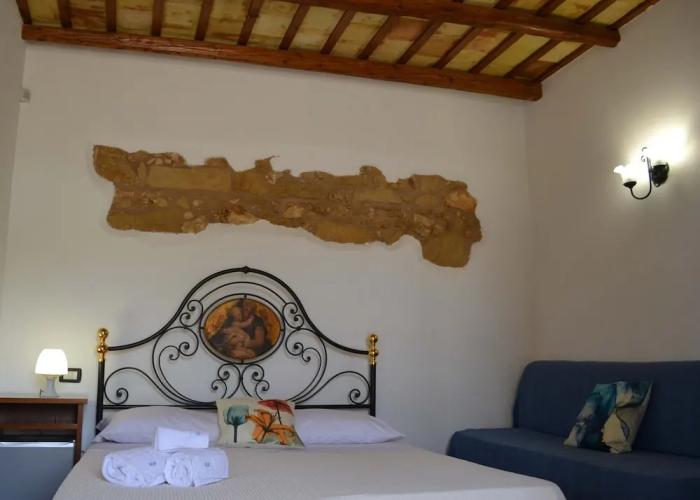CALA BUGUTO hotel