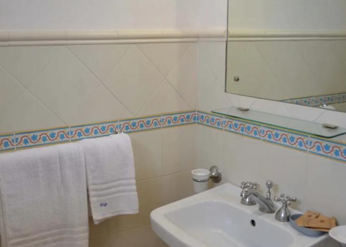 CALA BUGUTO hotel