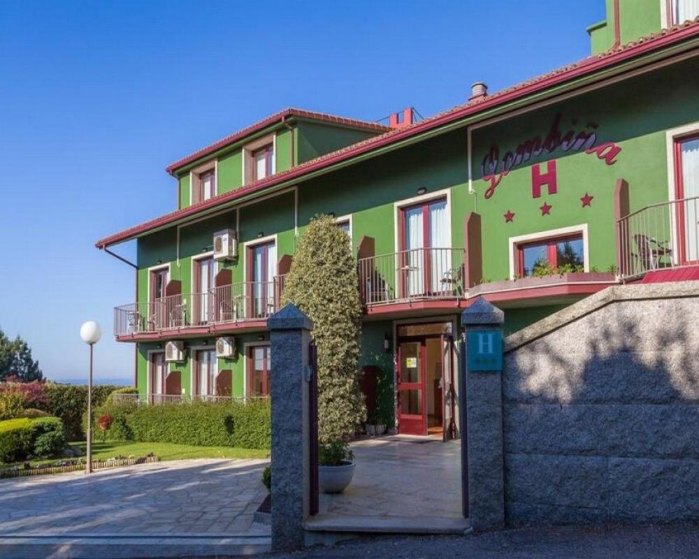 Hotel Lombiña