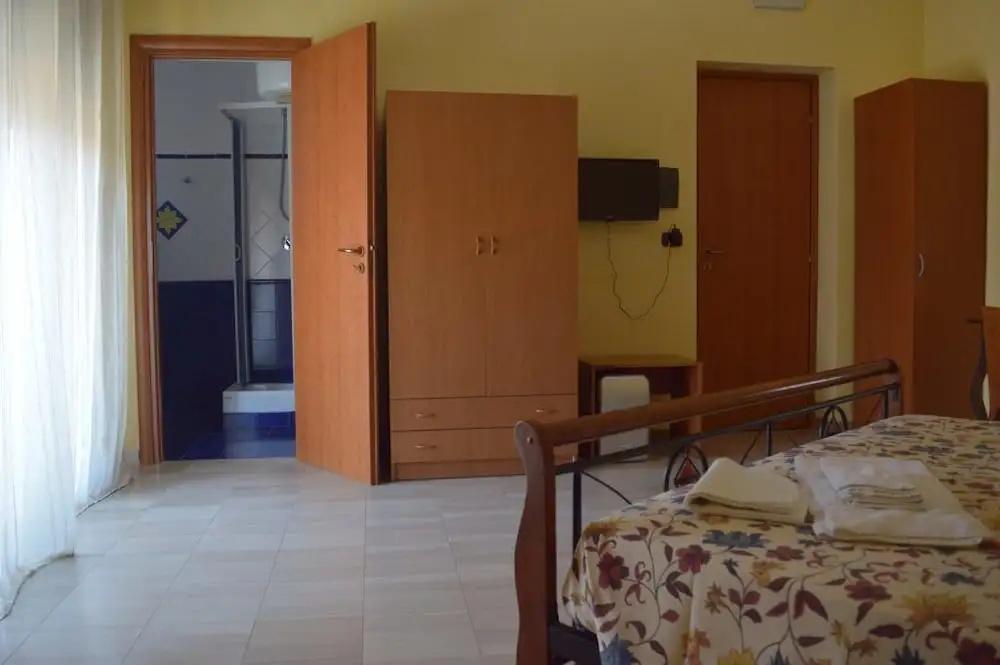 фото B&B Scalea Rooms