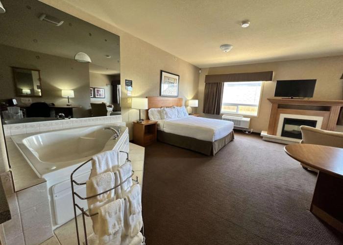 Clarion Pointe