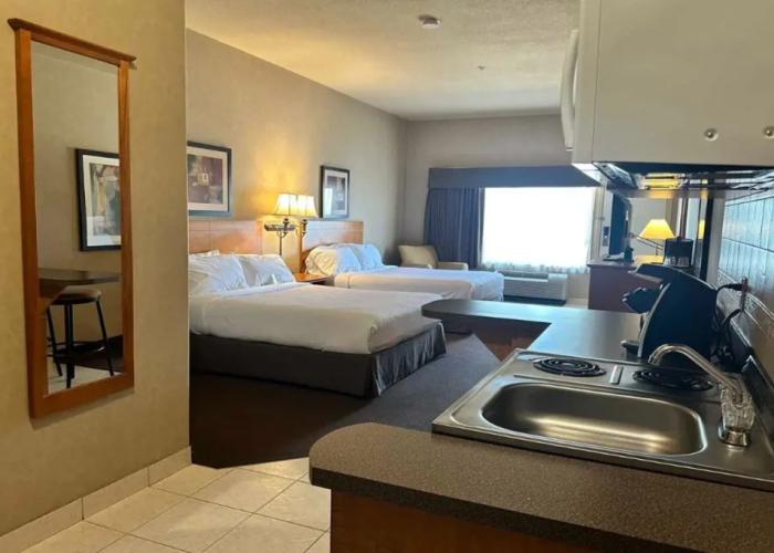 Clarion Pointe