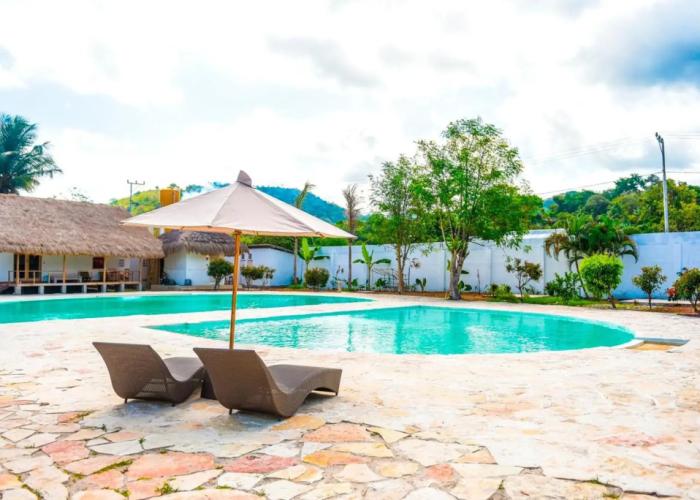 Rua Beach Resort Sumba