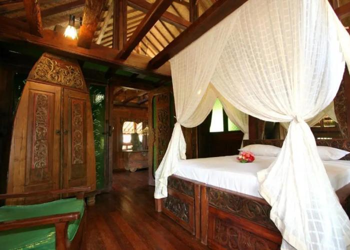 Pondok Sari Beach & Spa Resort
