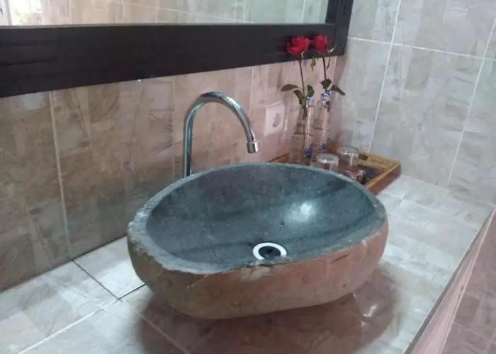 Ode Resto Guesthouse