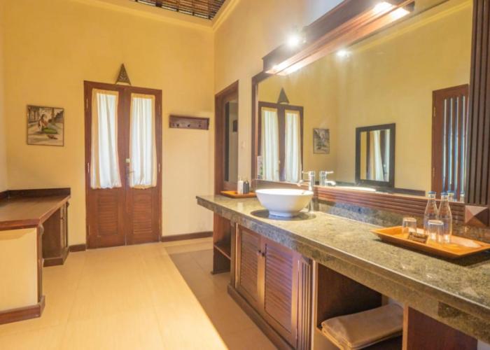 Amertha Bali Villas Beach Front Resort and Spa