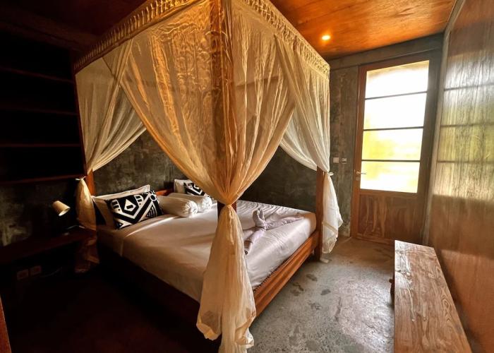 Mangroove Bay Boutique Hostel