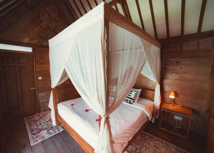 Mangroove Bay Boutique Hostel