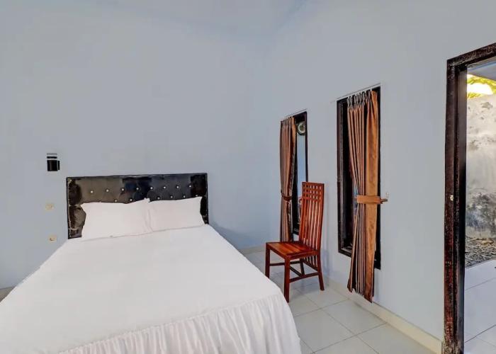 OYO 92401 Hotel Mustika
