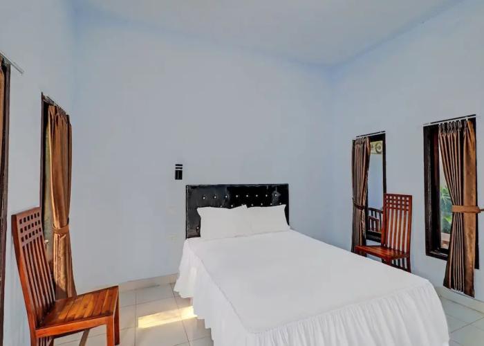 OYO 92401 Hotel Mustika
