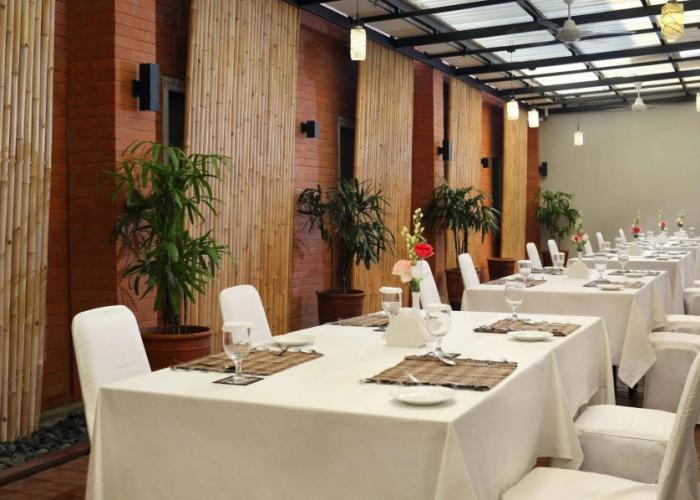 Zizz Convention Hotel