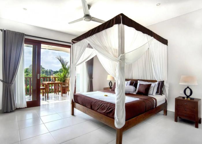 Villa Yenian by Villa Finder