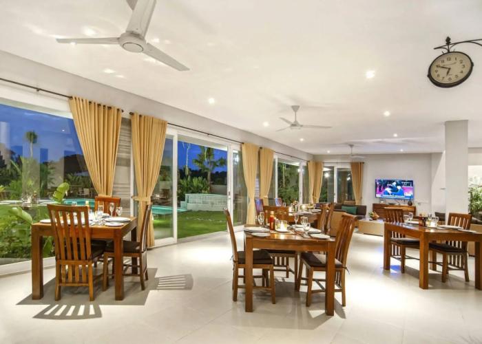 Villa Yenian by Villa Finder