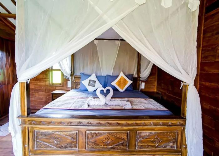 Cening Bagus Bungalows