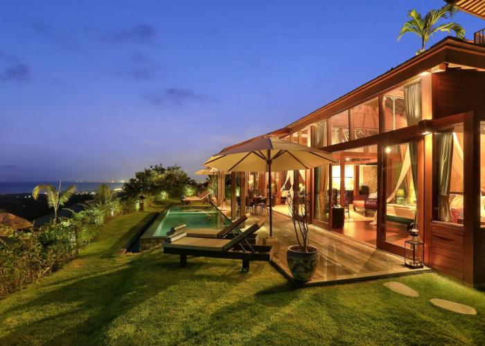 Hidden Hills Villa