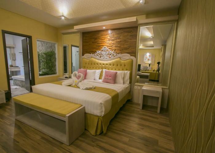 Flamingo Dewata Suite