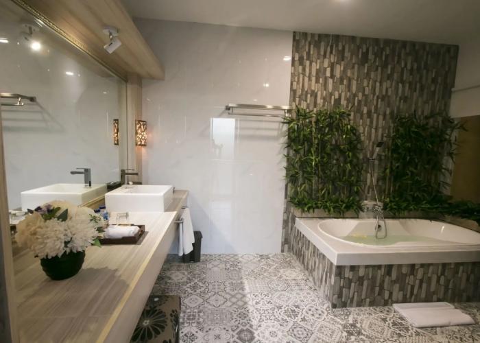 Flamingo Dewata Suite