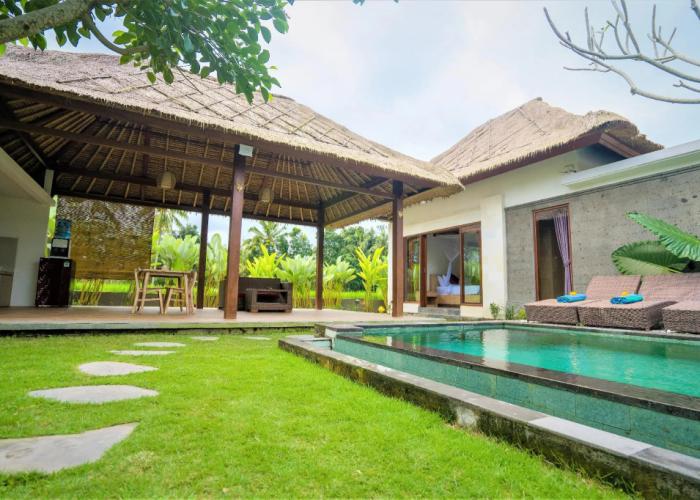 Three Gold Luxury Private Villa