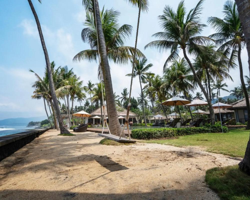 фото Nirwana Beach & Resort