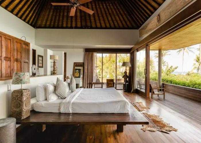 Secluded Beachfront Villa Manis, 5br, Candidasa