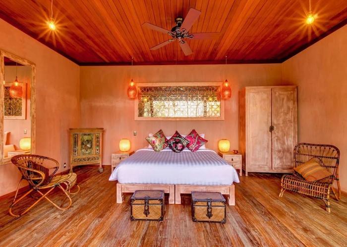 Secluded Beachfront Villa Manis, 5br, Candidasa