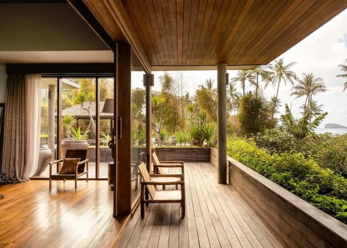 Secluded Beachfront Villa Manis, 5br, Candidasa