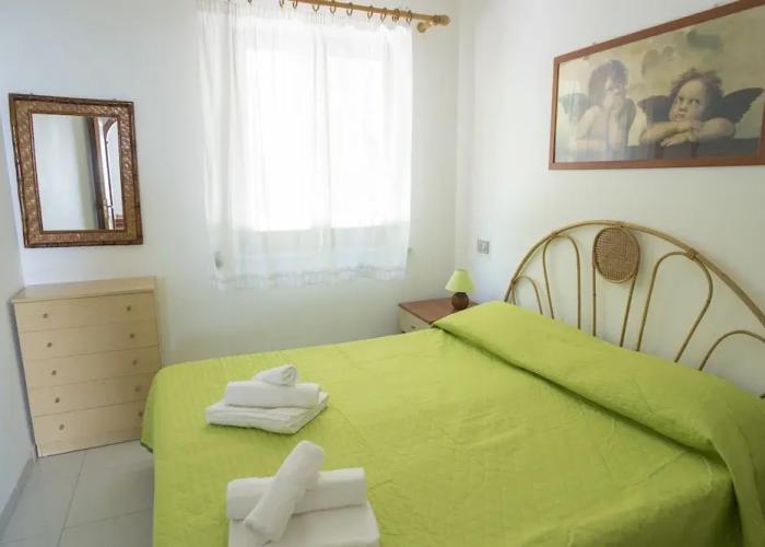 Holiday Home in Sciacca Mare Tennis Soccer Field, Barbecue, Wifi, Kitchenette