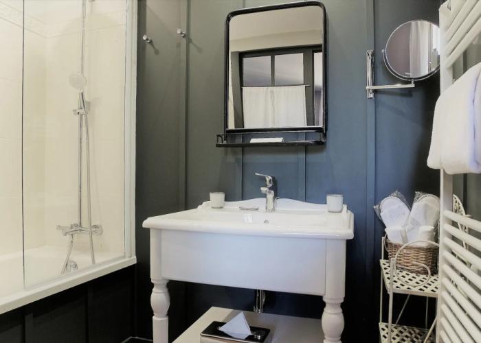 Les Glycines - Hôtel & Spa