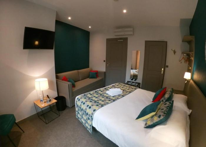 Les Glycines - Hôtel & Spa