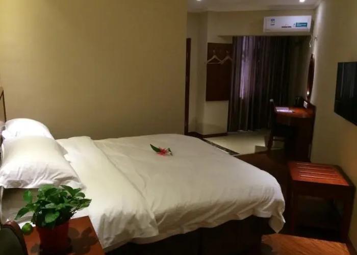 GreenTree Inn Fuyang Shopping Mall