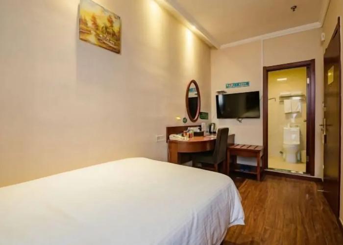 GreenTree Inn Fuyang Shopping Mall