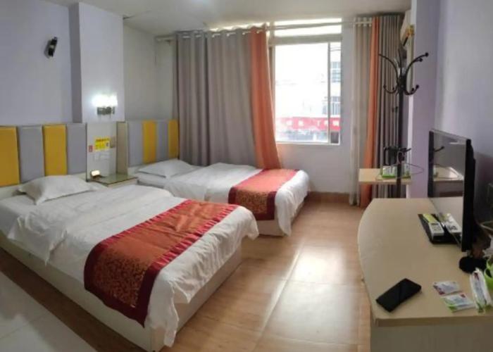 Lejia Express Inn
