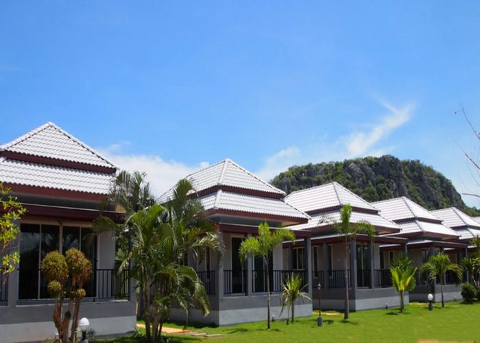 KP Mountain Beach Resort