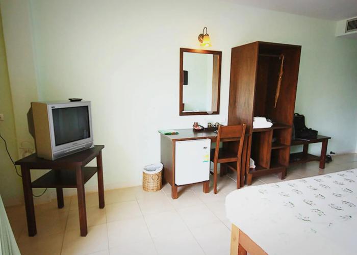 Bacchus Home Resort