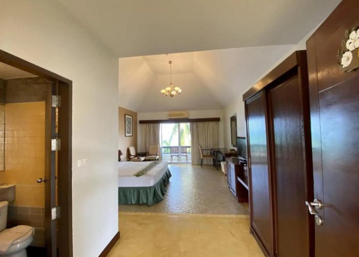 Golden Pine Beach Resort & Spa