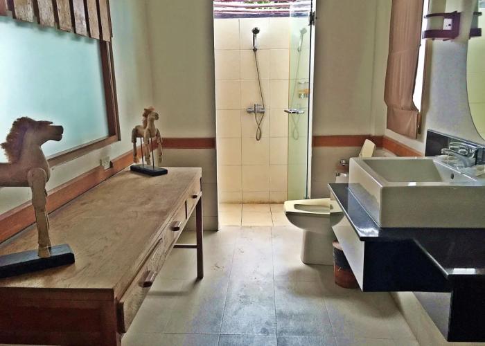 Lawana Escape Beach Resort
