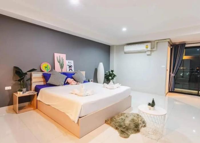 Ploen Ploen Residence