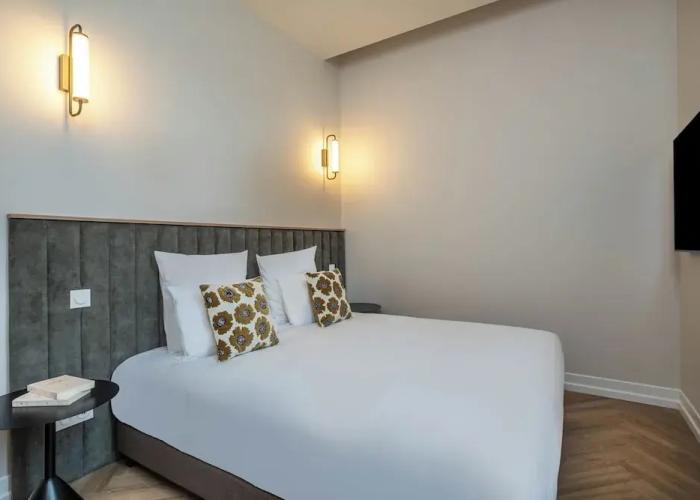 L'Horloge - Appart'Hotel near Disneyland