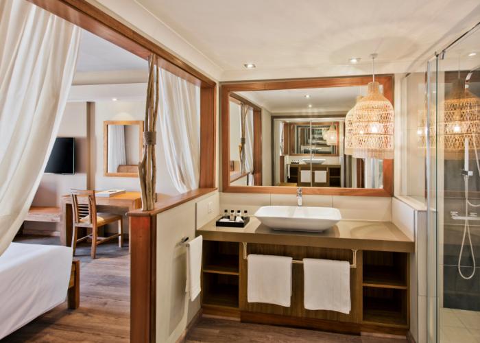 C Mauritius