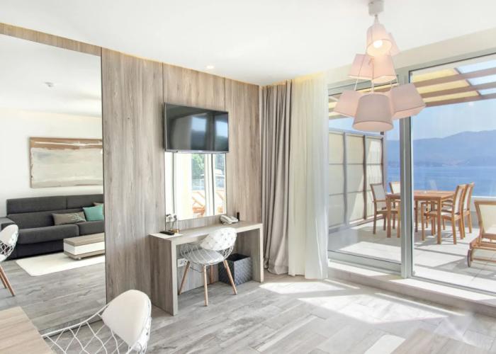 Kalamota Beach House