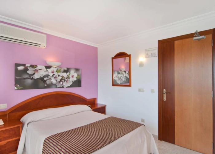 Hotel Na Taconera