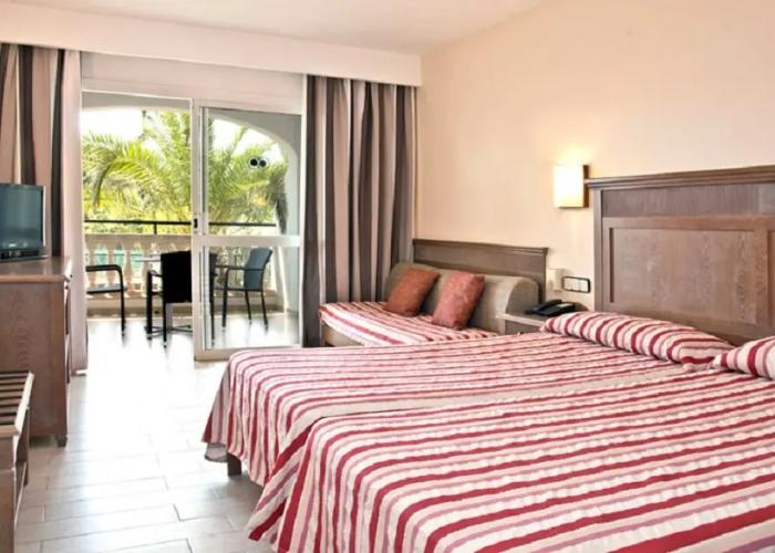 Beach Club Font de Sa Cala