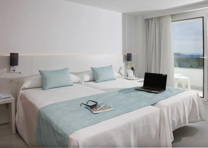 Roc Carolina Hotel