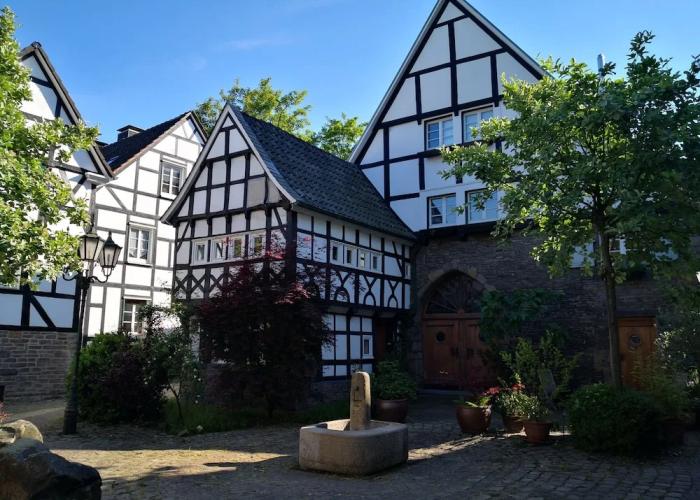 Fünf Giebel Eck in der Freiheit am Ruhrtalradweg