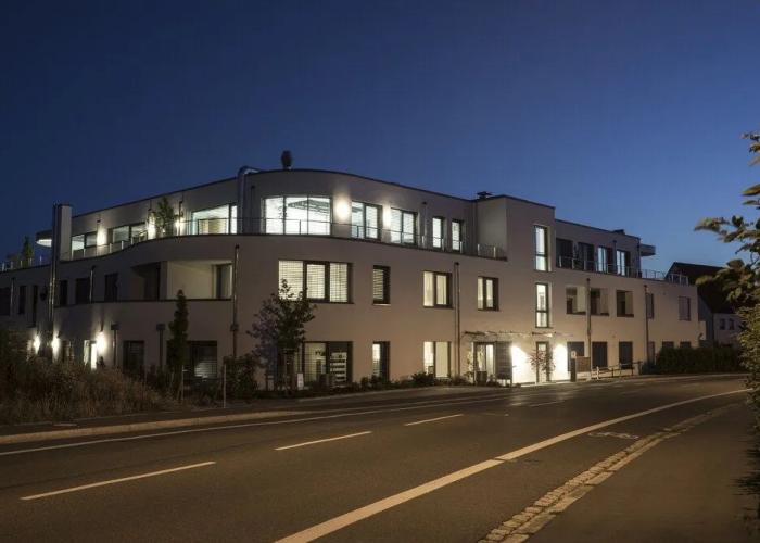 7 Hotel & Boardinghouse