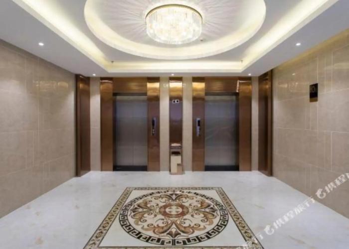 Yeste International Hotel (Ceramics Center)