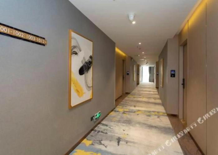 Yeste International Hotel (Ceramics Center)